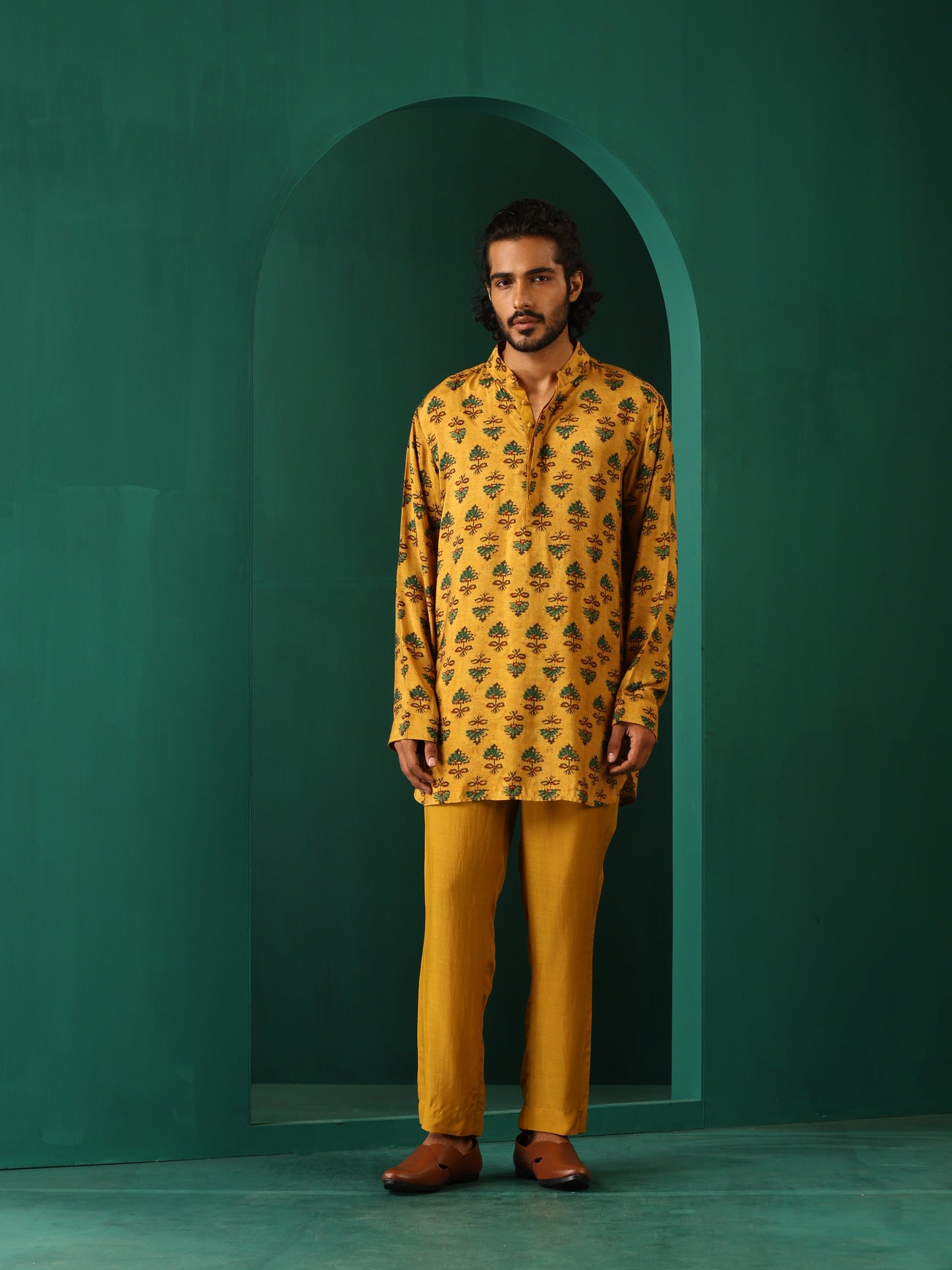 trueBrowns Men's Mustard Flower Stem Muslin Silk Printed Co-ord Set