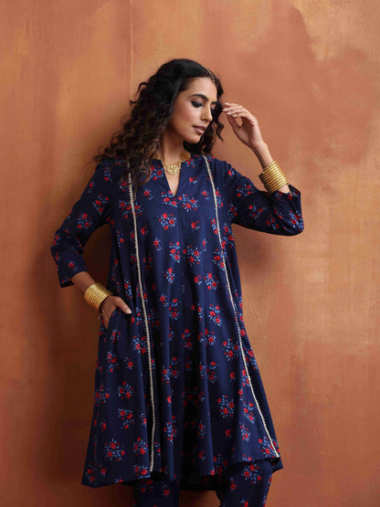 trueBrowns Blue Floral Print Flared Anarkali Kurta Co-ord Set