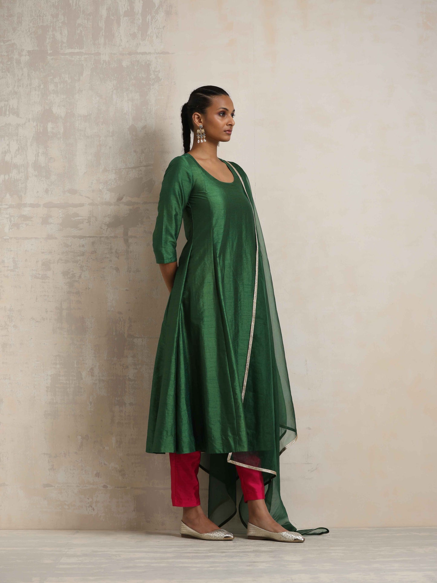 trueBrowns Dark Green Anarkali Kurta Pant Dupatta Set