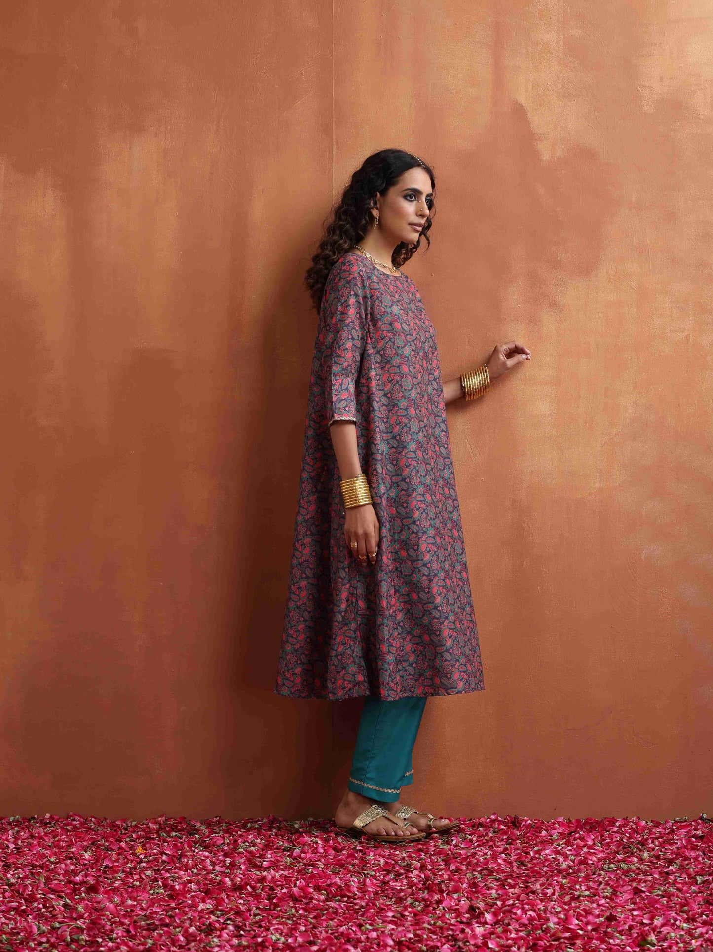 trueBrowns Purple Print A-line Kurta Set