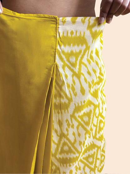 trueBrowns Lime Muslin Ikat Ready to Wear Saree