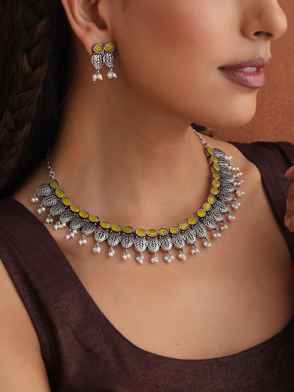 trueBrowns Silver Tone Stone Necklace Set
