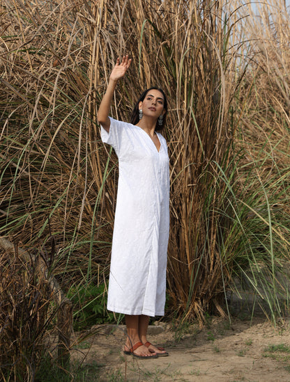 trueBrowns White Cotton Embroidered Front Slit Dress