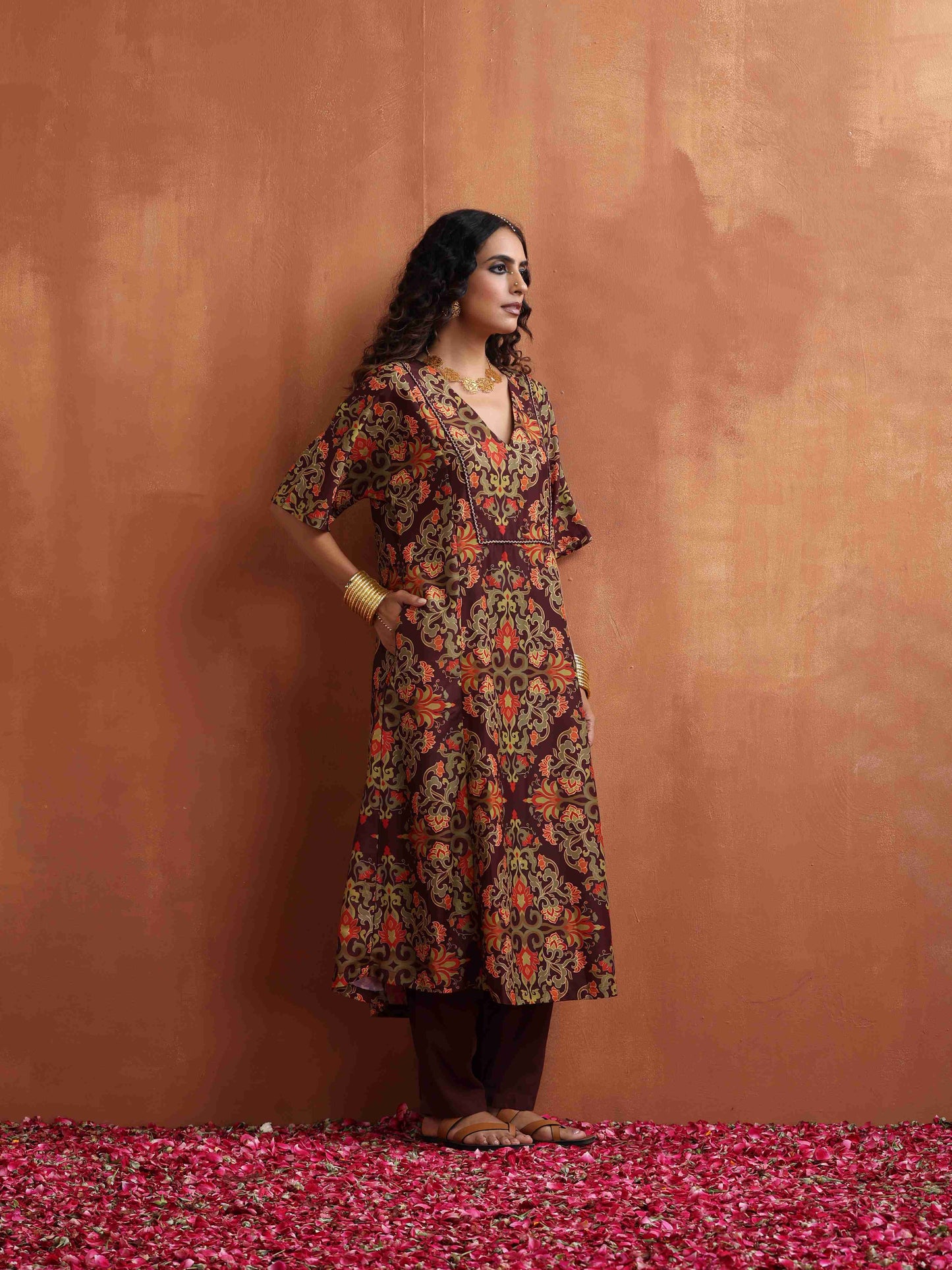 trueBrowns Brown Floral Print Kaftan Kurta Set