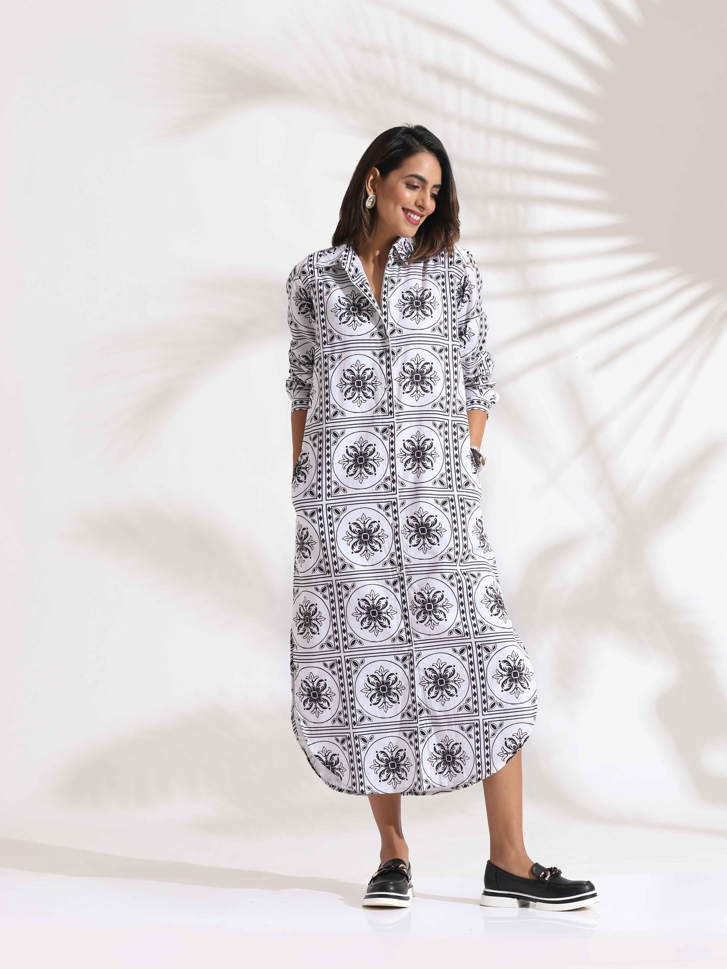trueBrowns White Cotton Print Shirt Dress