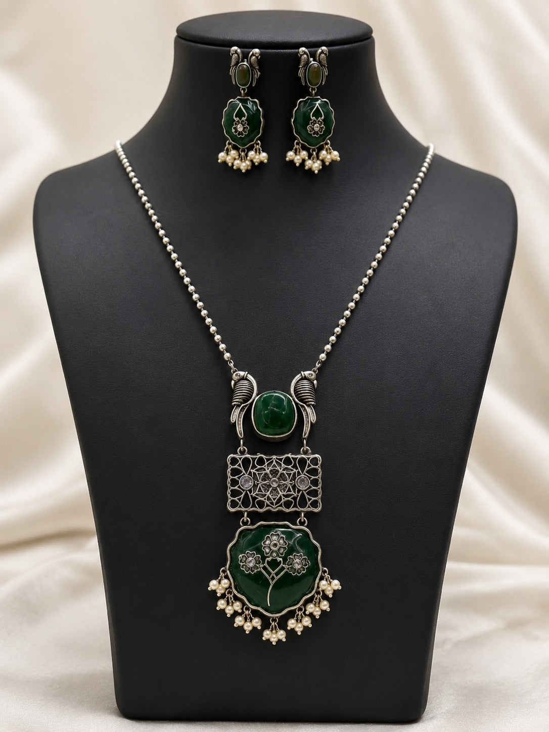 Emerald Green Oxidised Pendant Necklace Set LP- 48Hr Delivery