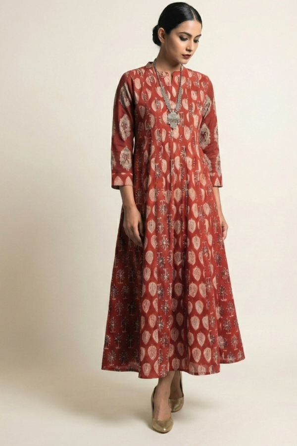 Maati Red-Black Bagh Stand Collar Pintuck Yoke Anarkali