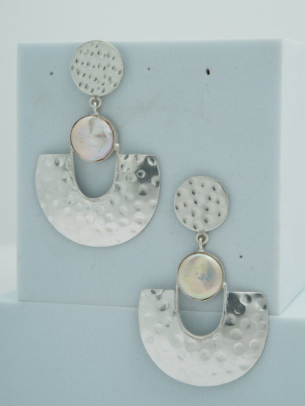 Freshwater Pearl Glow Earrings