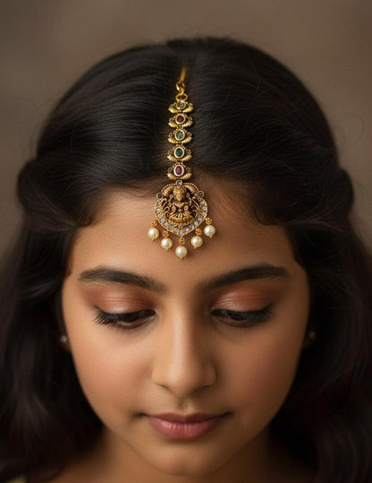 Antique Traditional Ad & Kemp Stone Pearl Maang Tikka