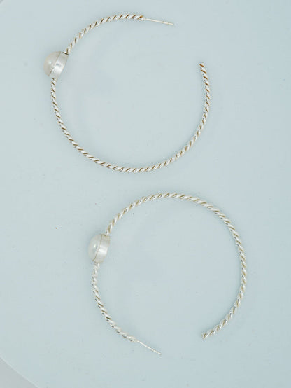 Hoop Earrings with Freshwater Pearl