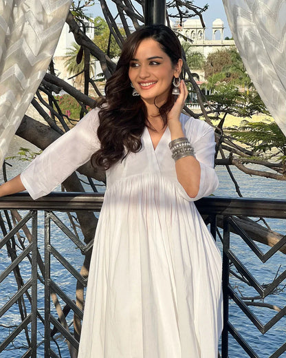 trueBrowns White Cotton Schiffli Flared Anarkali Kurta Set
