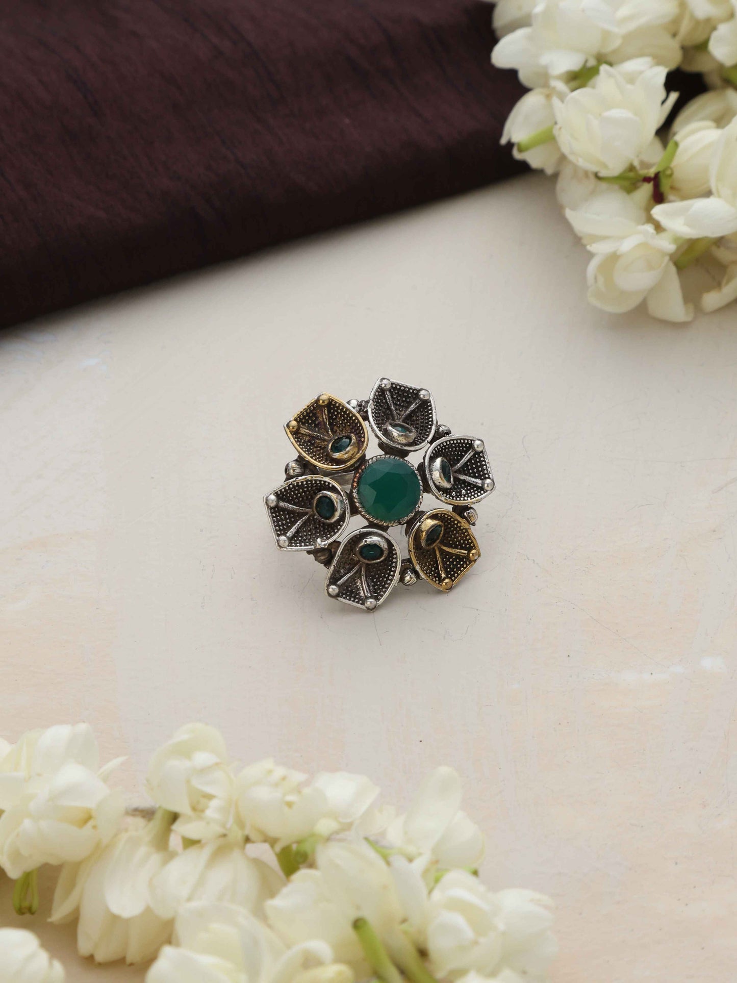 trueBrowns Silver Gold Tone Petal Ring