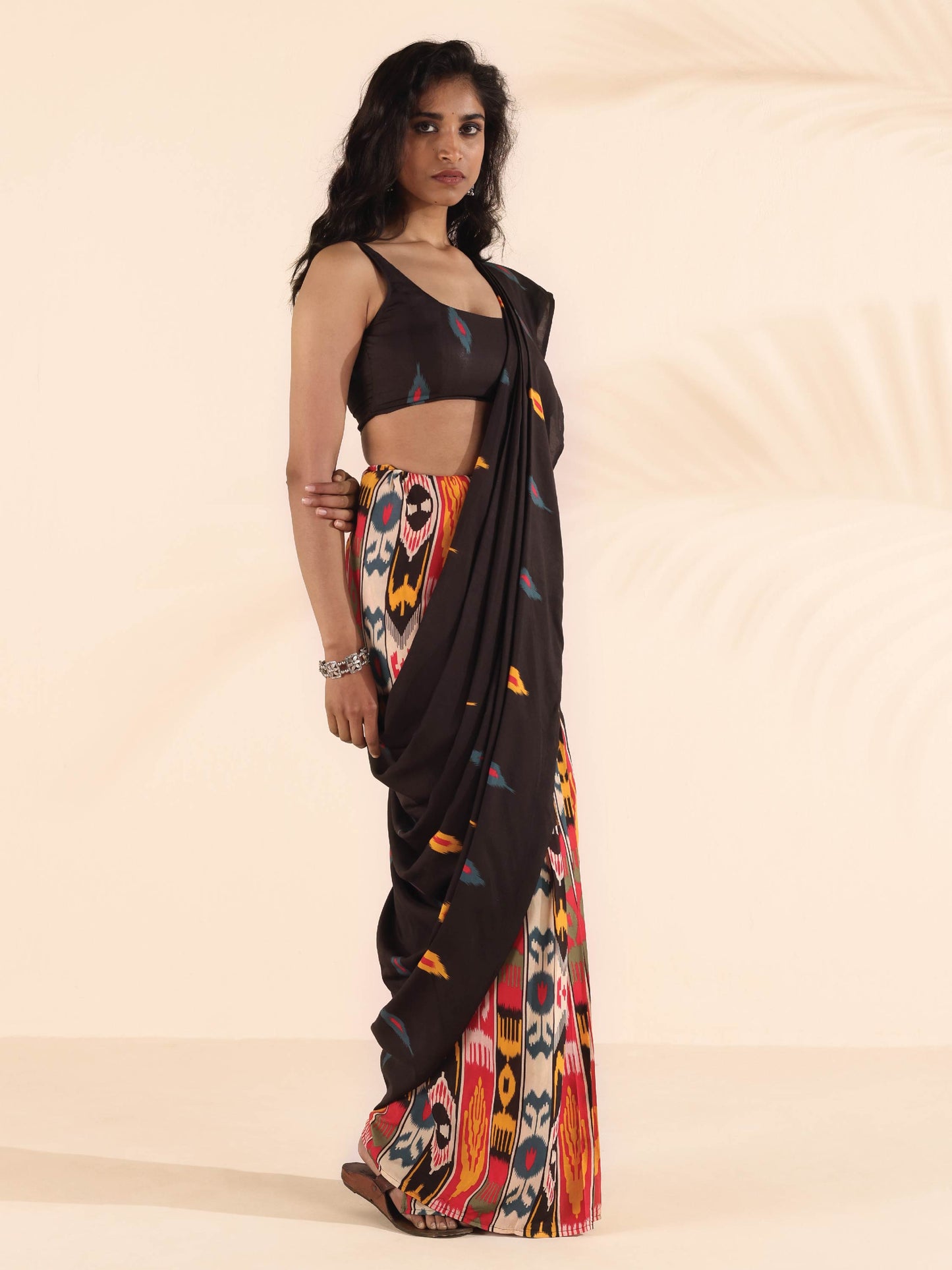 trueBrowns Cola Muslin Ikat Ready to Wear Saree