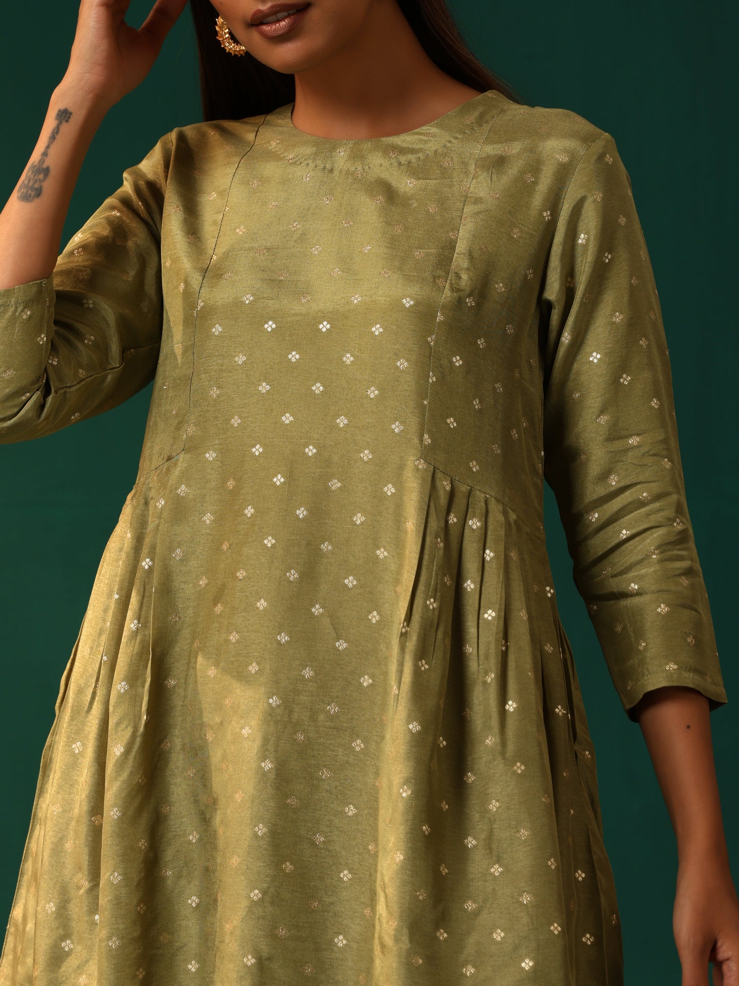 trueBrowns Green Square Viscose Silk Side Gathered Co-ord Set