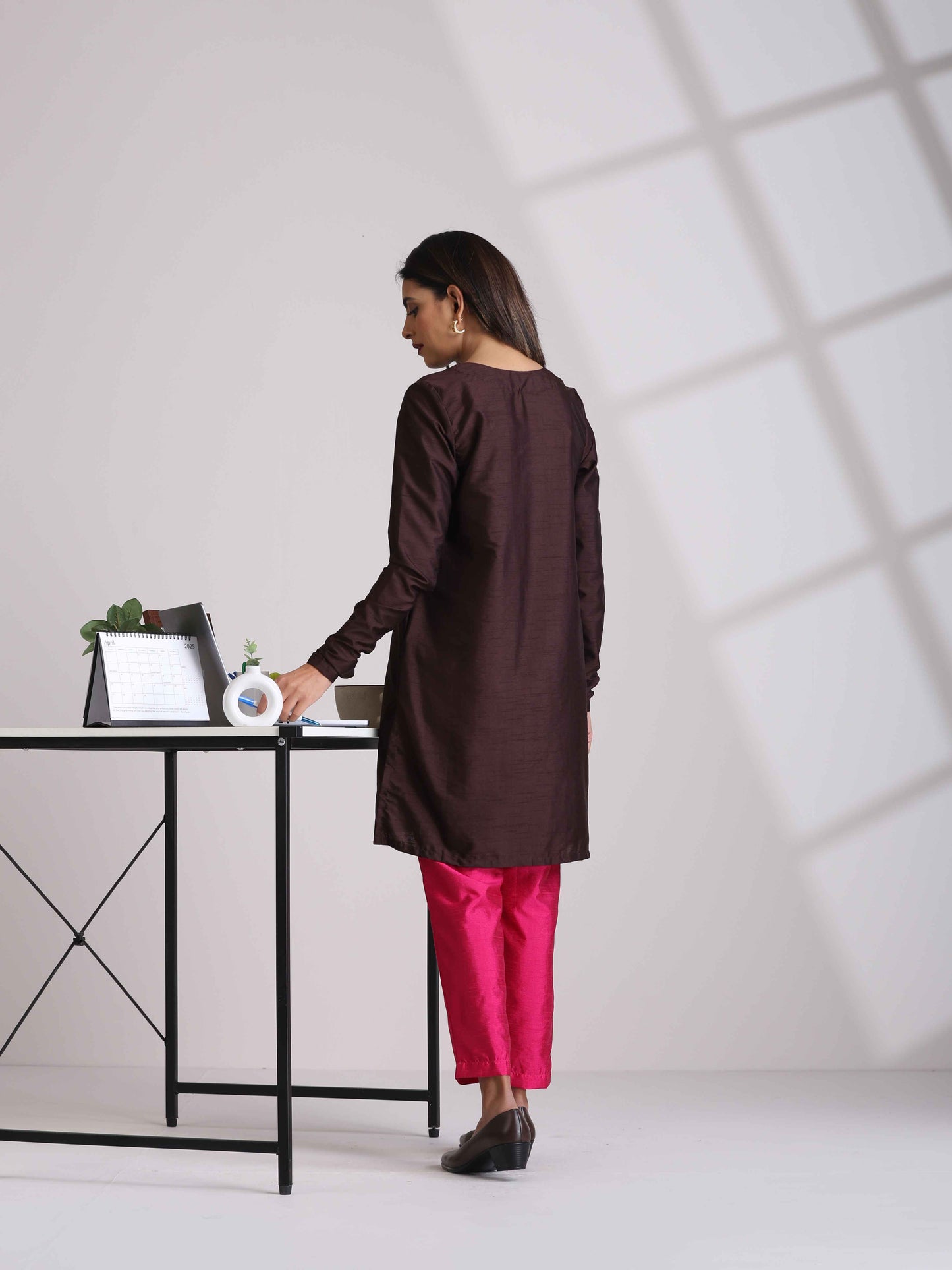trueBrowns Cola Silk Kurta Co-ord Set