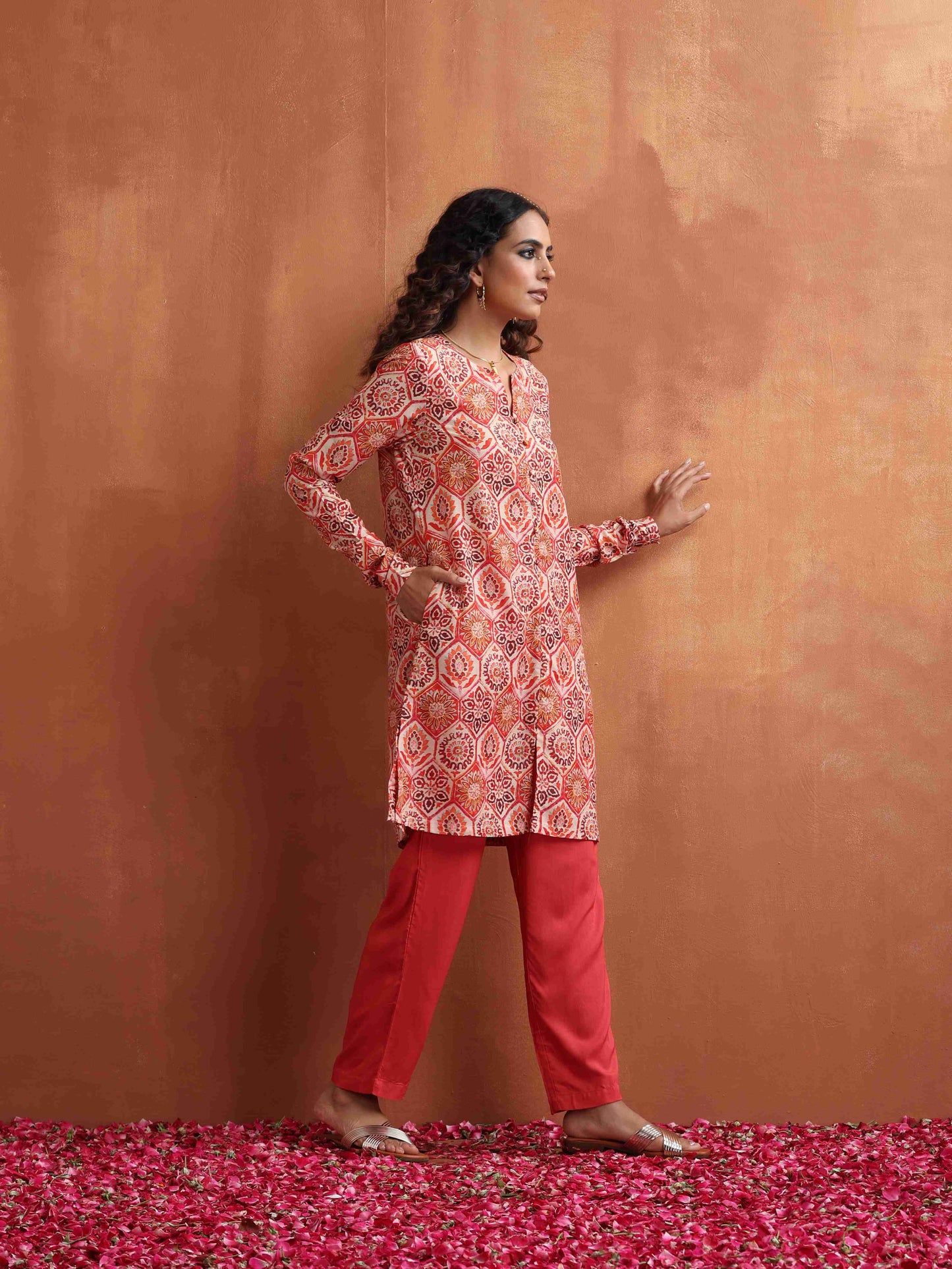 trueBrowns Beige Print Kurta Co-ord Set