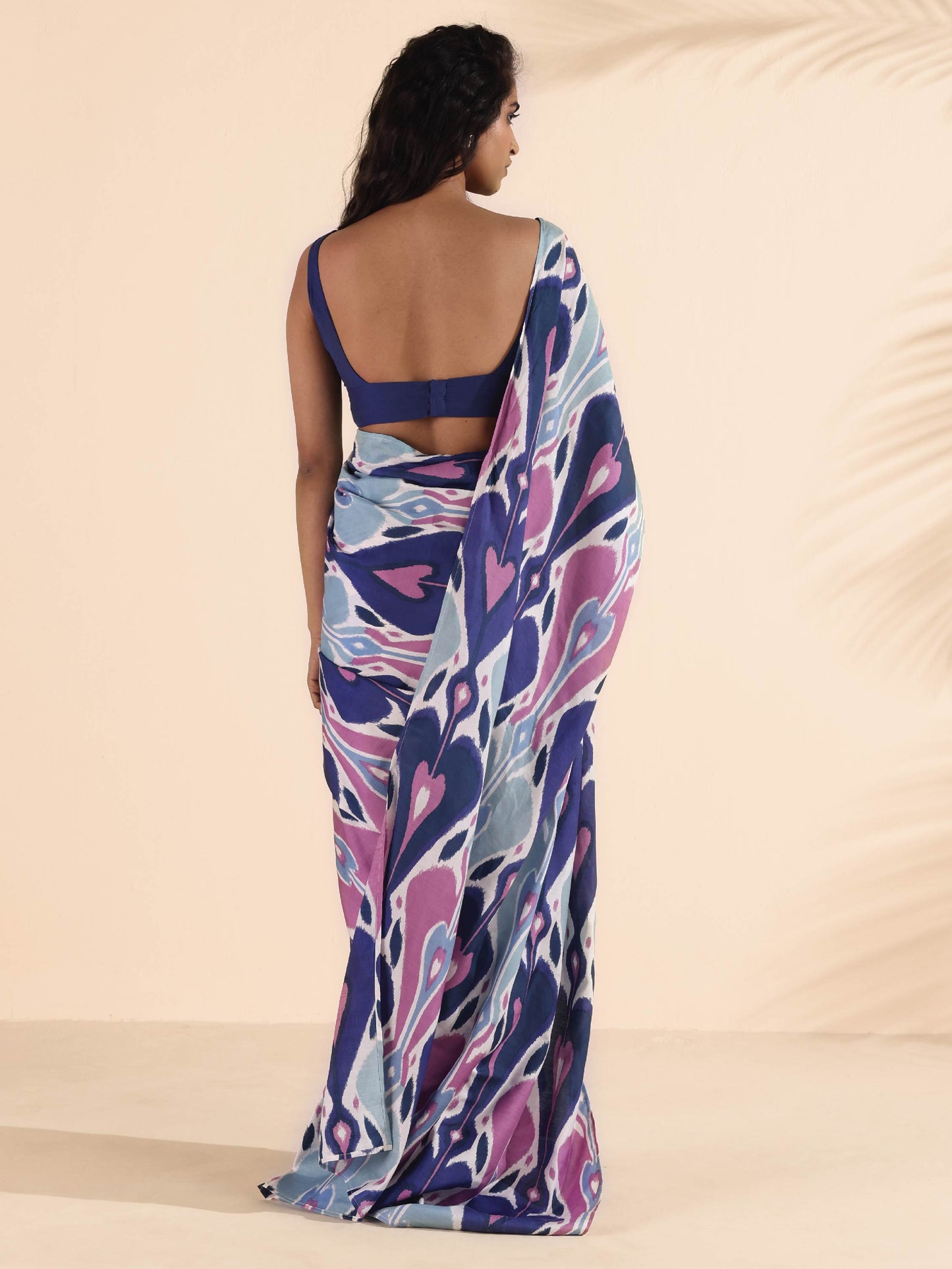 trueBrowns Blue Purple Muslin Ikat Saree