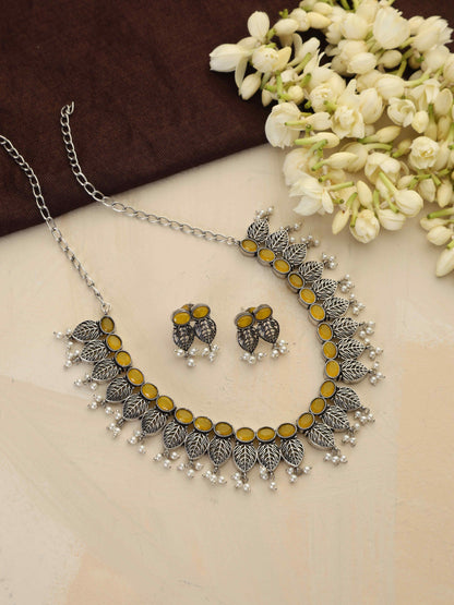 trueBrowns Silver Tone Stone Necklace Set