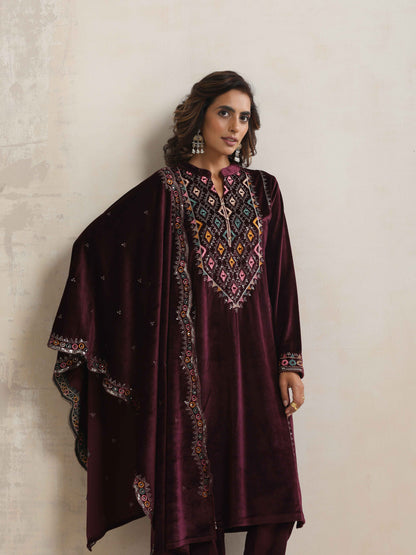 trueBrowns Purple Velvet Geometric Embroidered Kurta Pant Dupatta Set