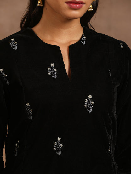 trueBrowns Black Velvet Embroidered Relaxed Co-ord Set