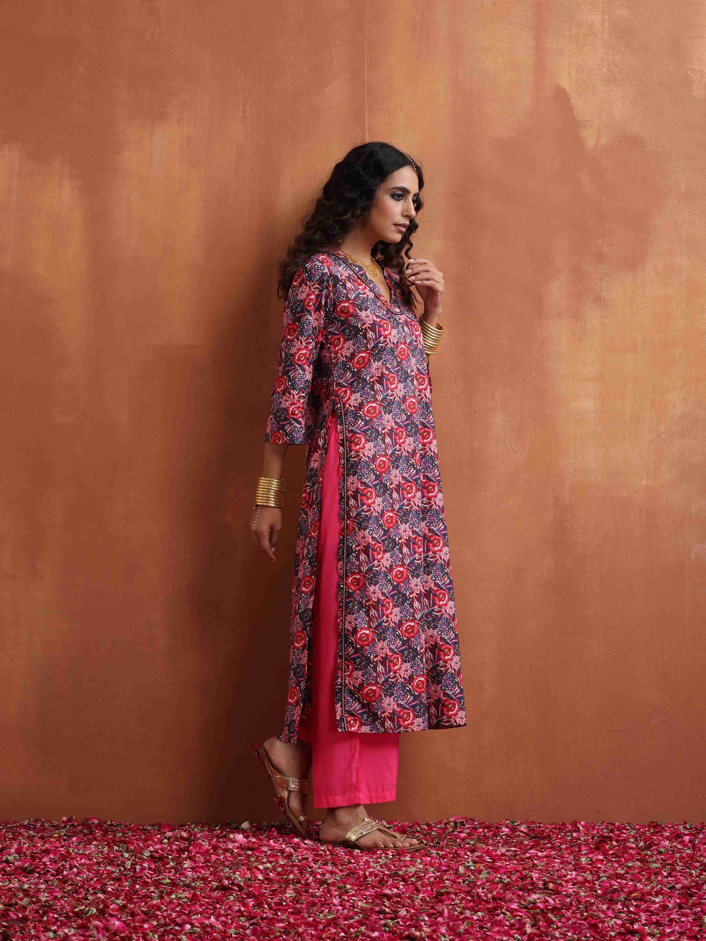 trueBrowns Pink Print High Slit Kurta Set