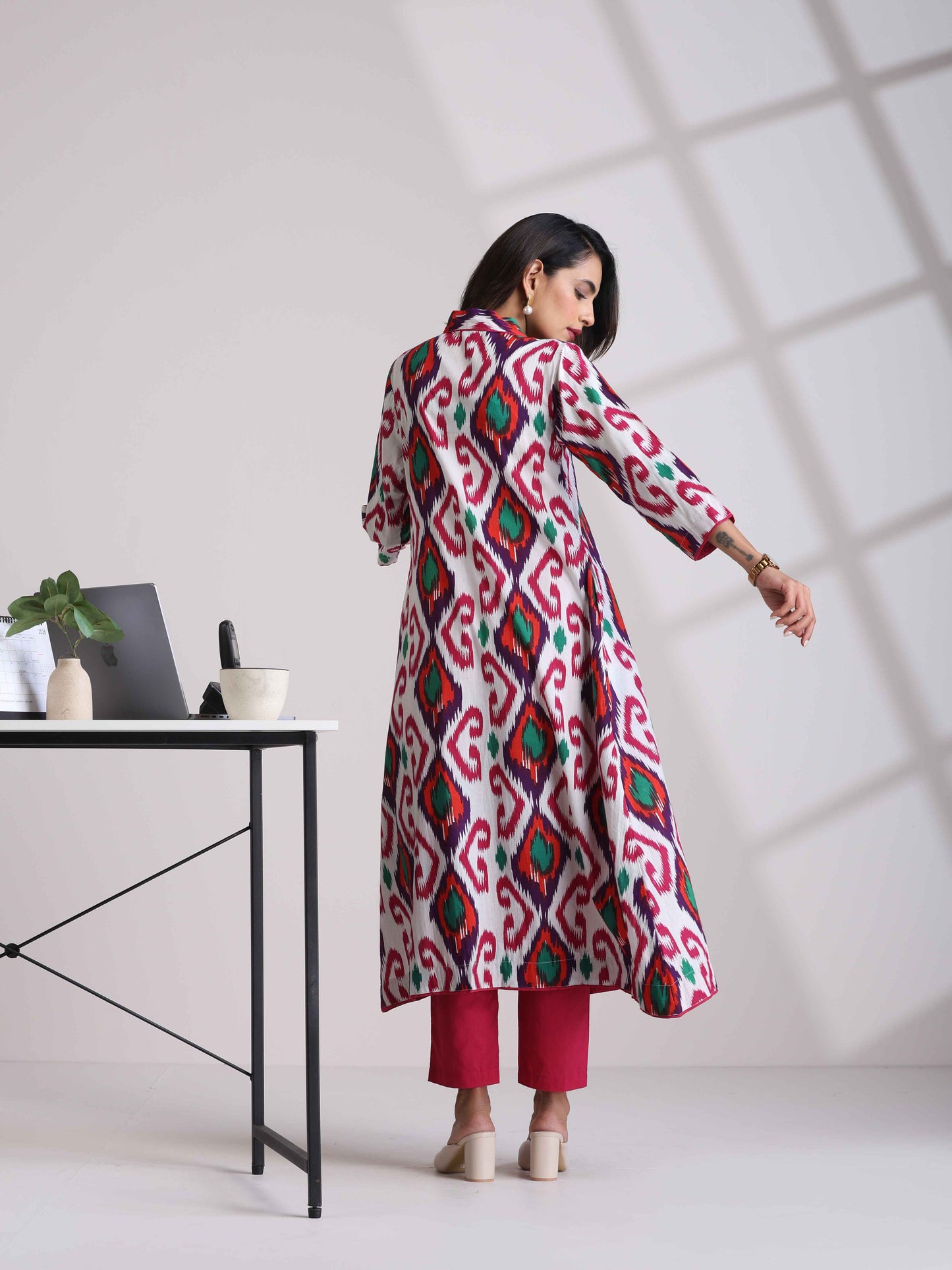 trueBrowns Pink Cotton Ikat Flared Kurta Pant Set