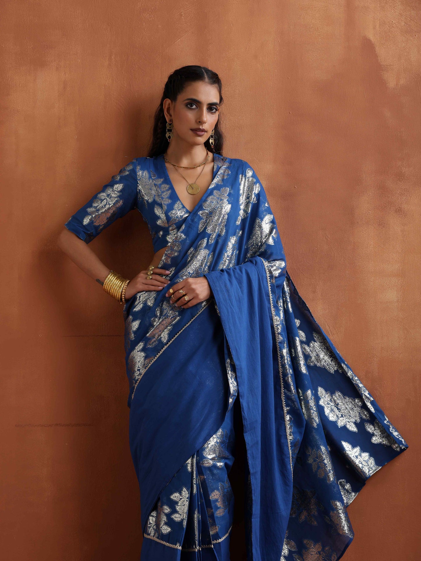 trueBrowns Blue Metallic Ready To Wear Saree