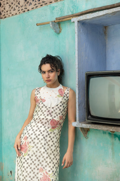 Anu Karena Chanderi Kurta Set