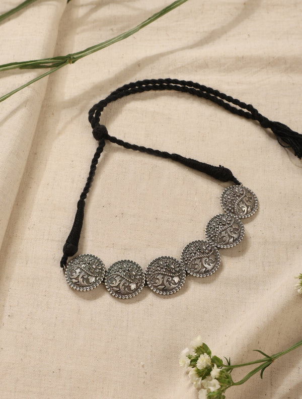 trueBrowns Silver Circular Necklace