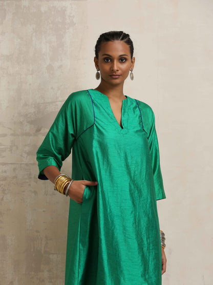 trueBrowns Bright Green Silk Kurta Co-ord Set