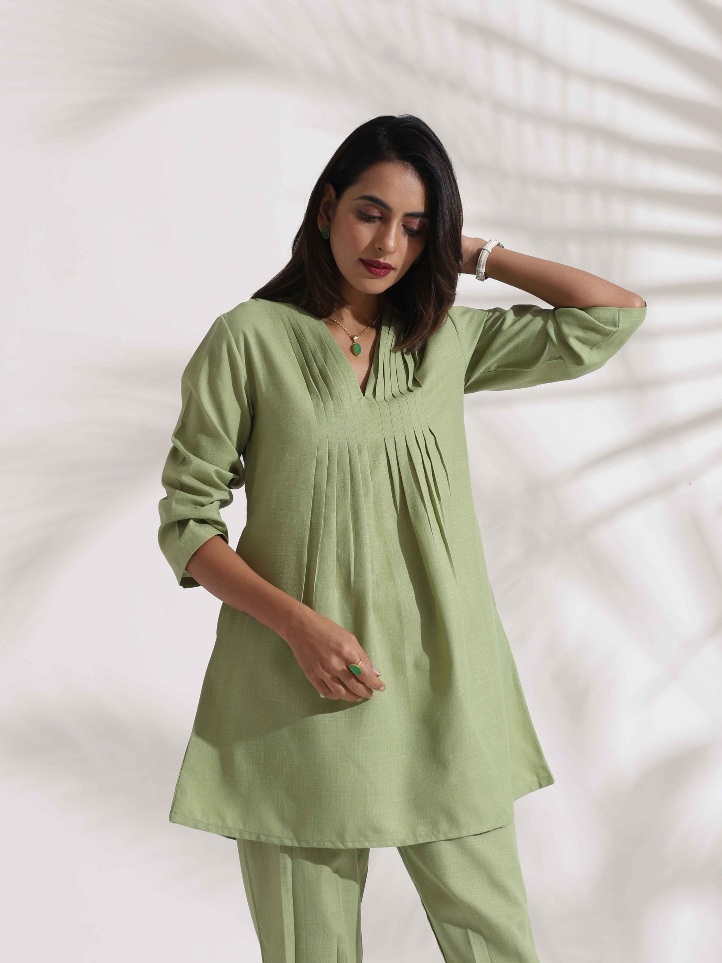 trueBrowns Green Slub Pleated Co-ord Set