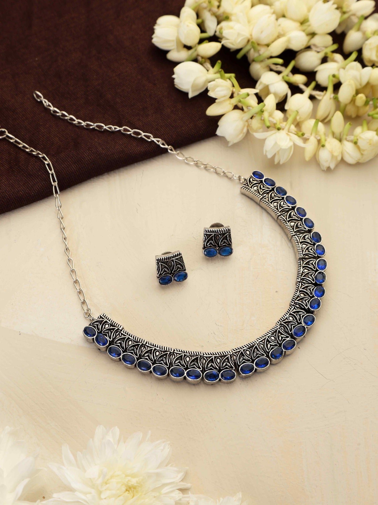 trueBrowns Silver Tone Beaded Necklace Set