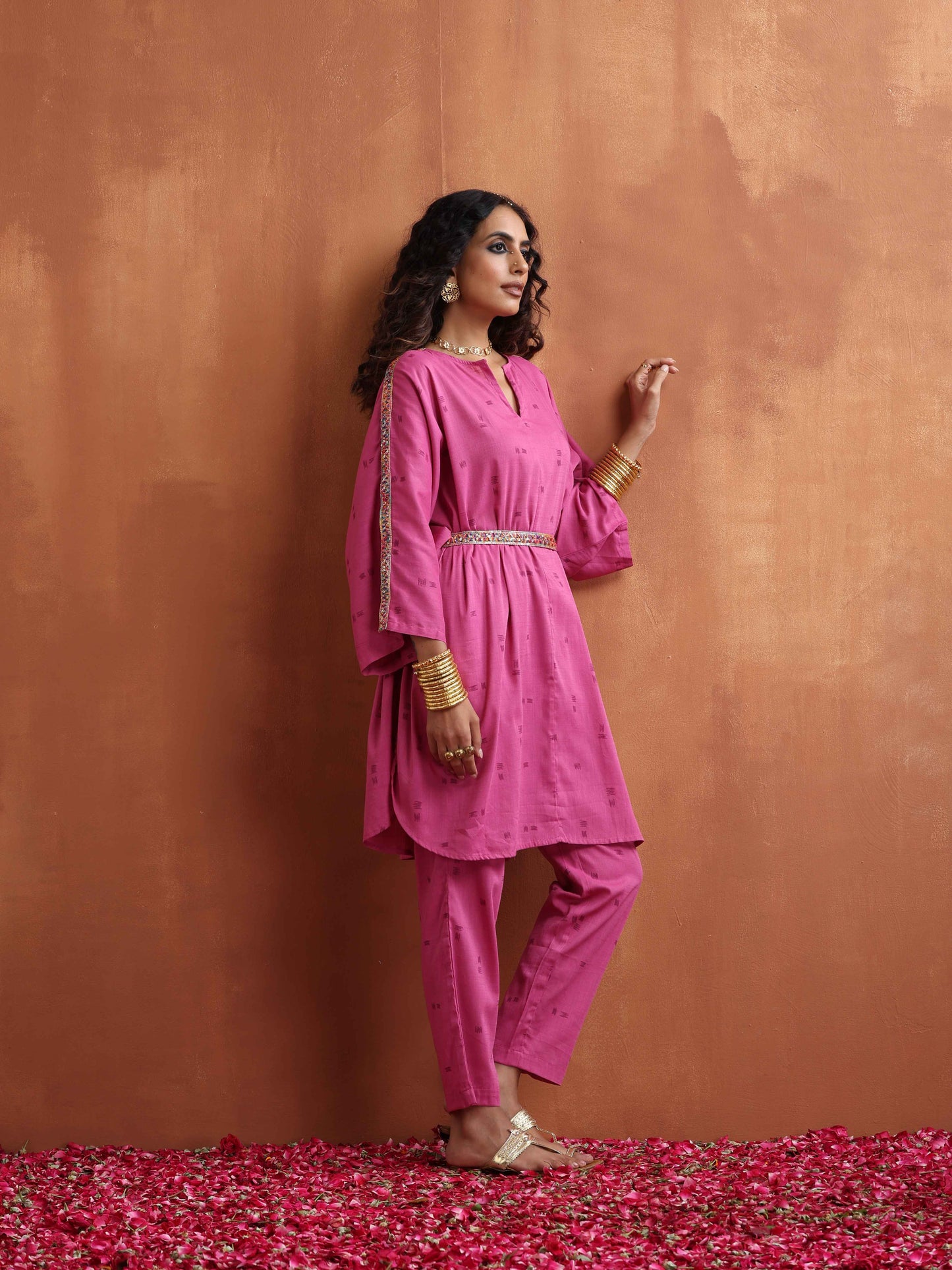 trueBrowns Pink Print Kaftan Kurta Co-ord Set