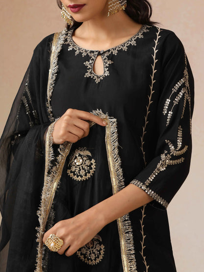 trueBrowns Black Embroidered Kurta Pant Dupatta Set