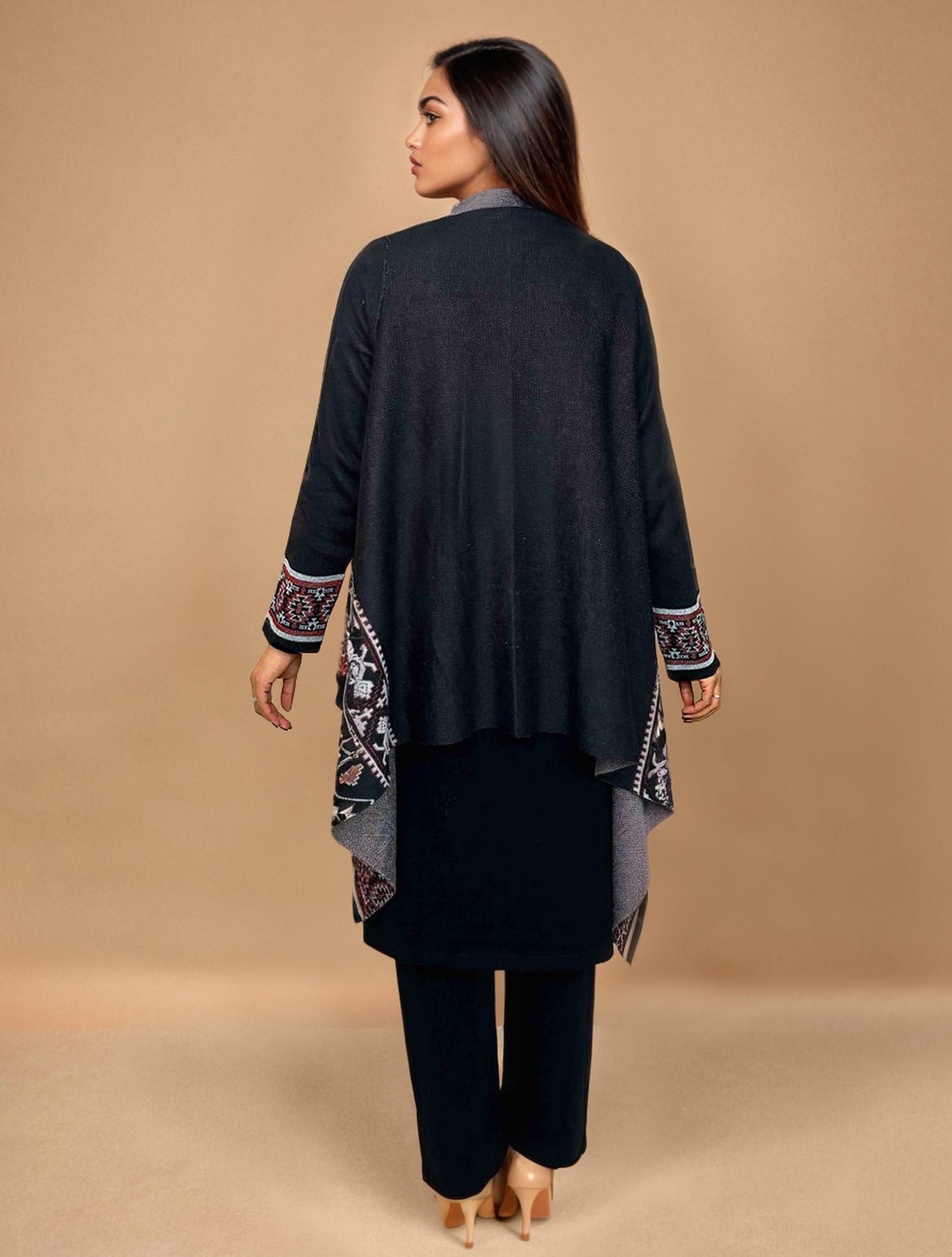 trueBrowns Black Woollen Geometric Kaftan Cape LP