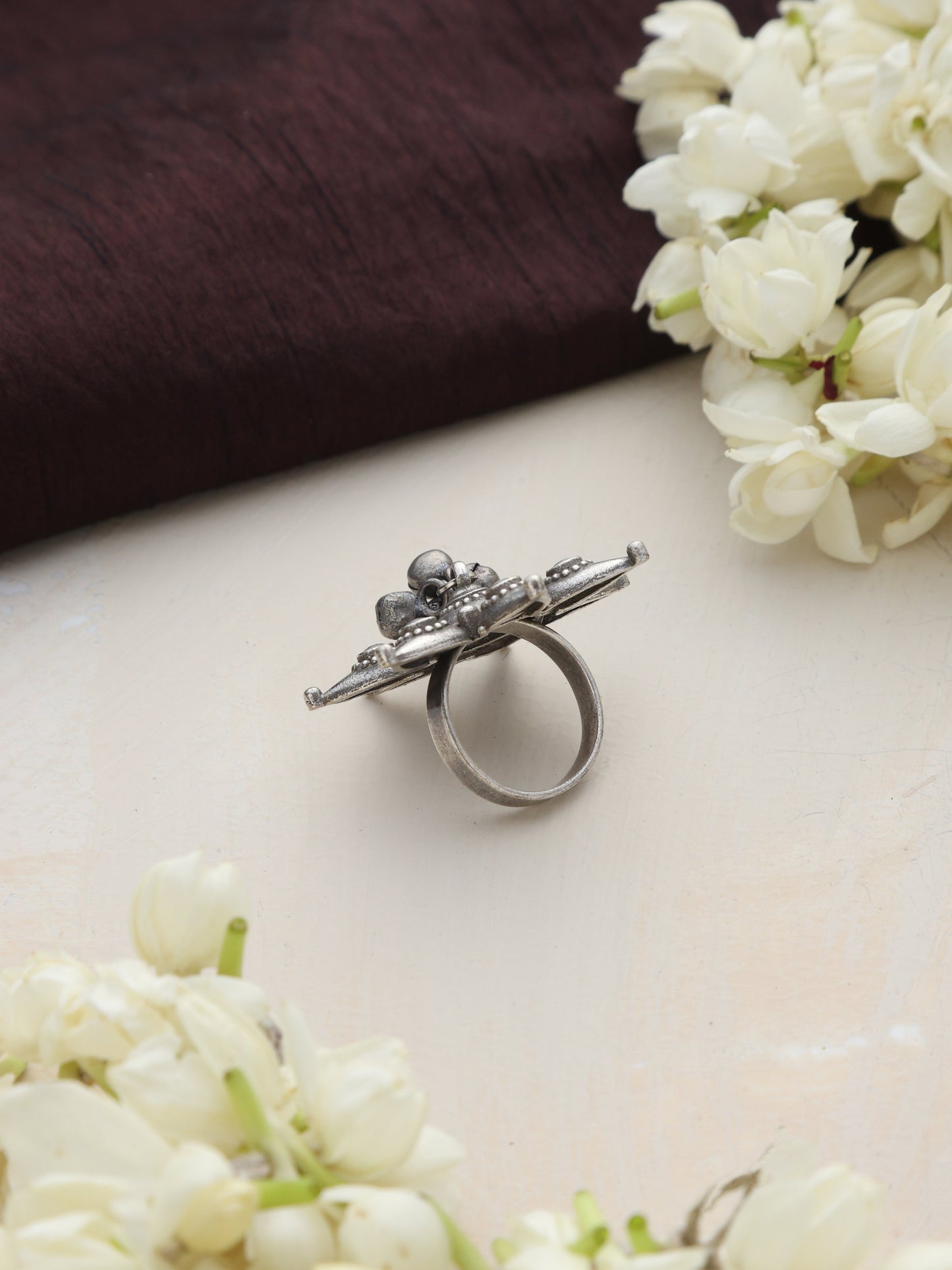 trueBrowns Silver Tone Floral Ring