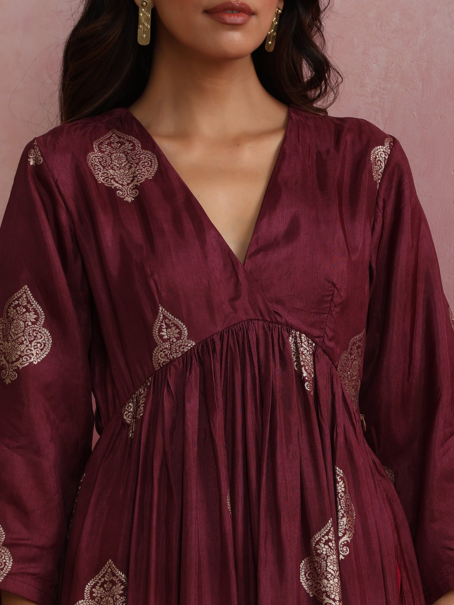 trueBrowns Purple Viscose Silk Kurta Set