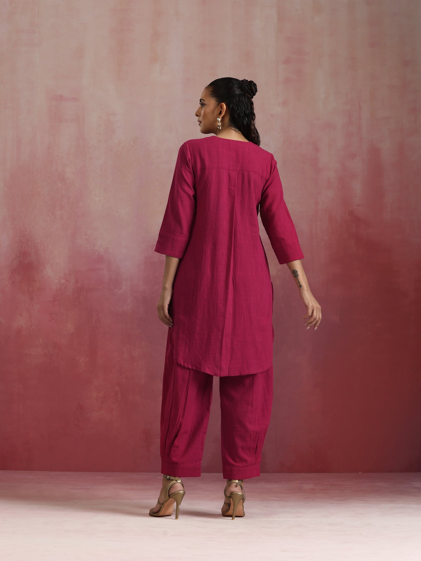 trueBrowns Magenta Cotton Kurta Co-ord set
