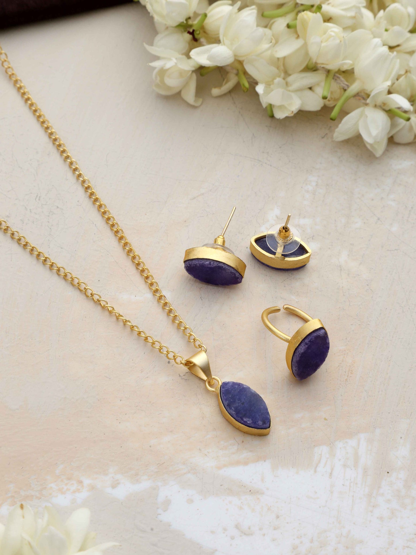 trueBrowns Gold Tone Blue Stone Pendant Set