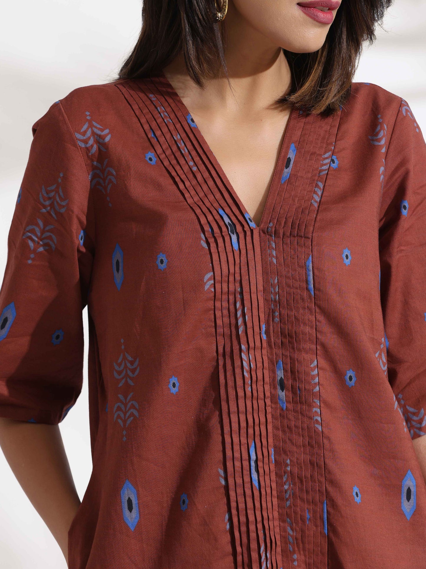 trueBrowns Brown Cotton Print pleated Dress