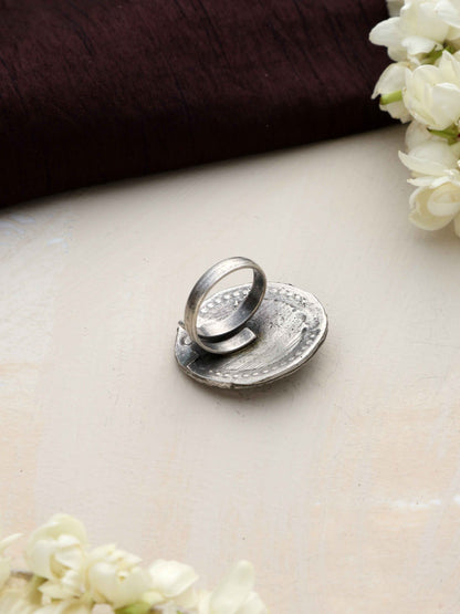 trueBrowns Silver Tone Circular Ring