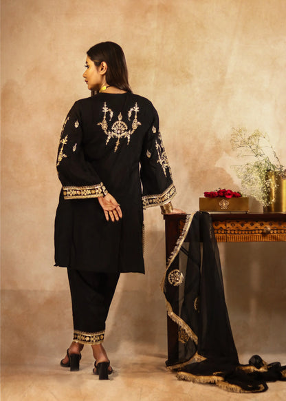 trueBrowns Black Embroidered Straight Kurta Pant Dupatta Set