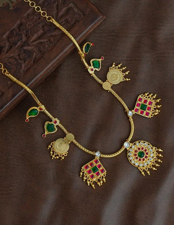 Kemp Stone Kaashu Coin & Palakka Traditional Necklace(Arya Maala)