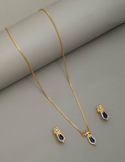 Gold toned simple Naga necklace  LP- 48Hr Delivery (Red & Blue)