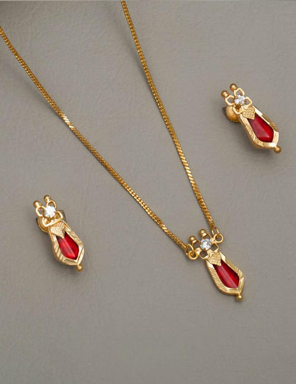 Gold toned simple Naga necklace  LP- 48Hr Delivery (Red & Blue)