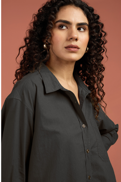 Maati Craft Oversized Longline Casual Shirt Noir Haven