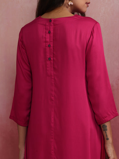 trueBrowns Magenta Highlow Modal Kurta Set