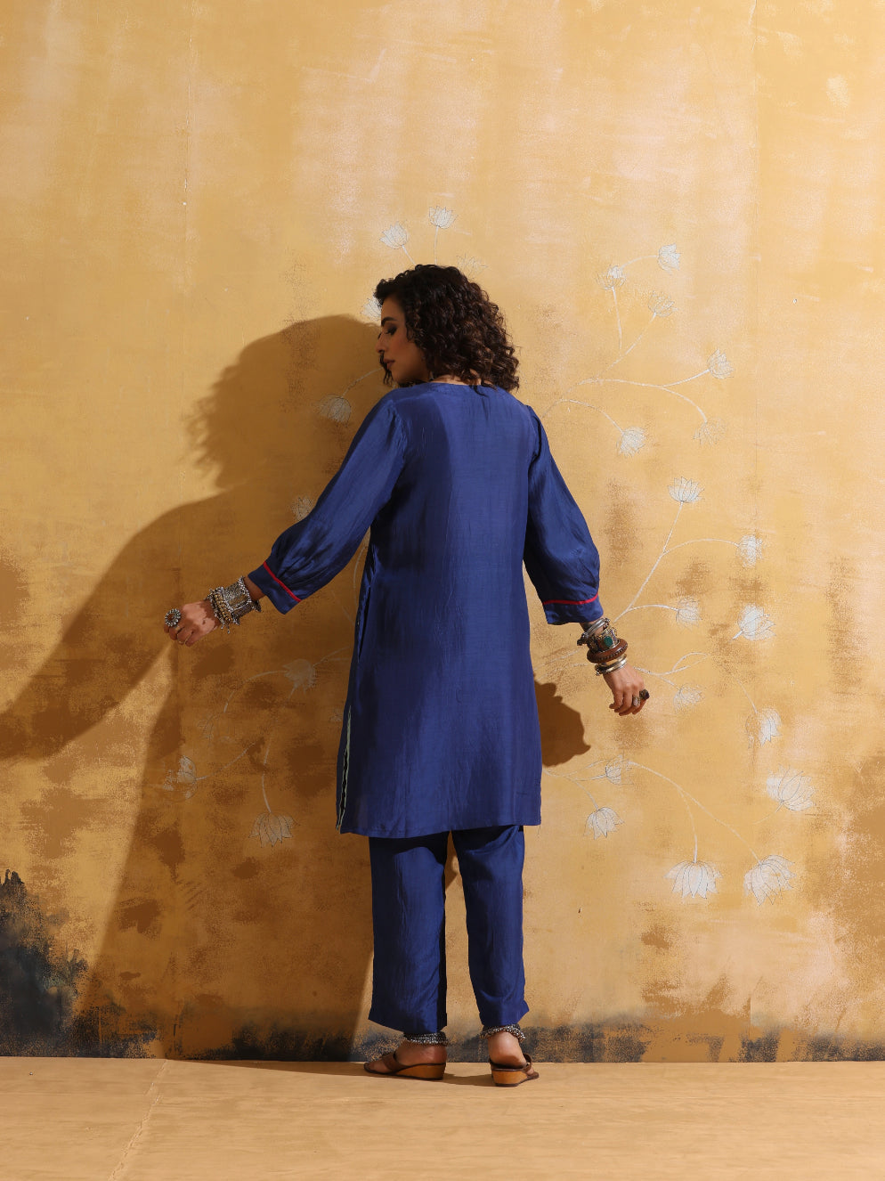 trueBrowns Blue Muslin Silk Relaxed Kurta Co-ord Set LP