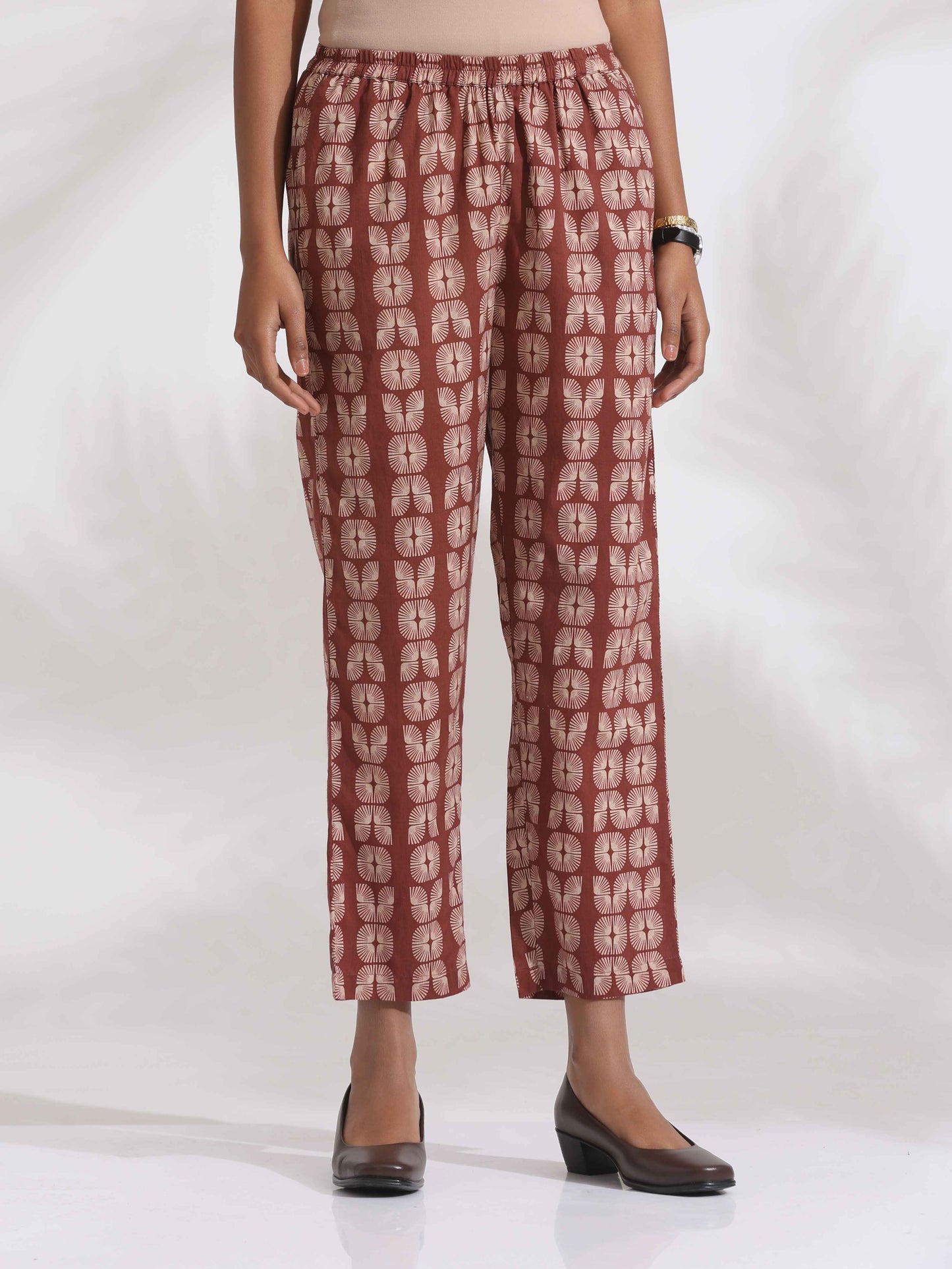 trueBrowns Green Cotton Print HighSlit Kurta Set