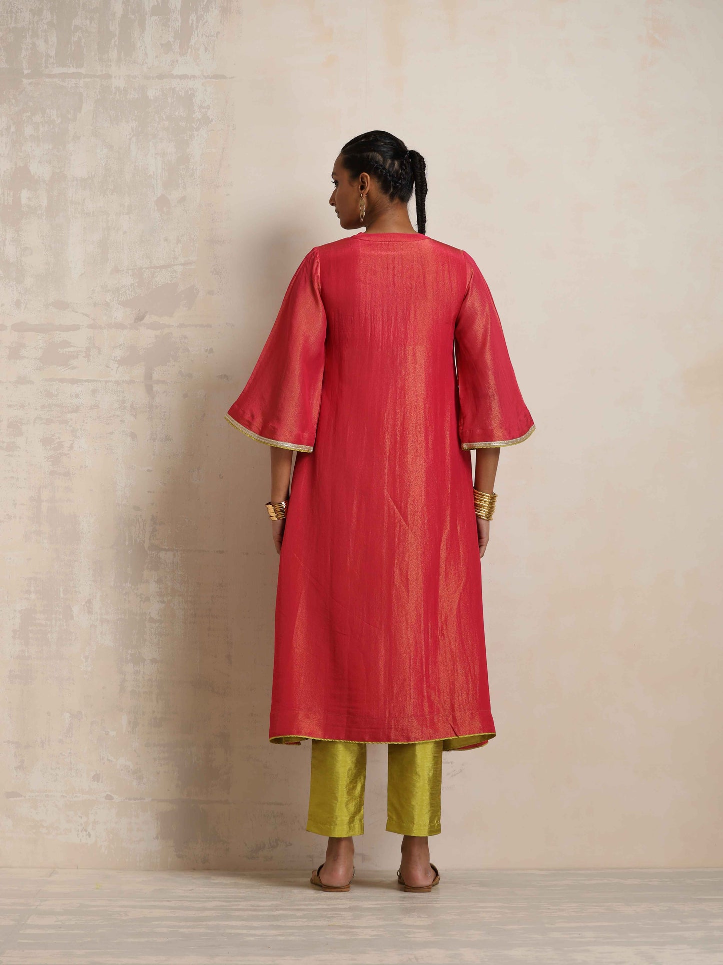 trueBrowns Hot Pink Tissue Flared Kurta Set